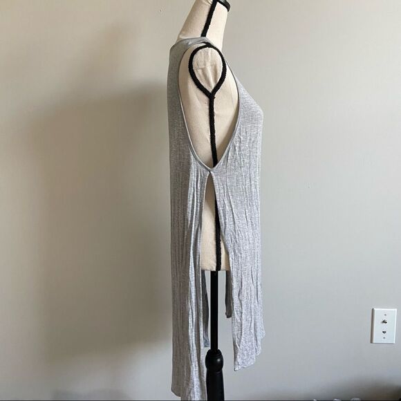 Forever 21 Gray Longline Tunic - Picture 2 of 4